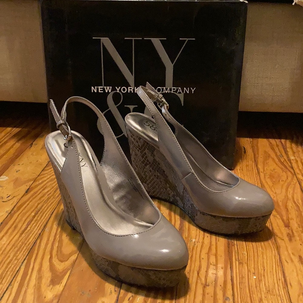 NY&C “Madaline” Wedge Shoes